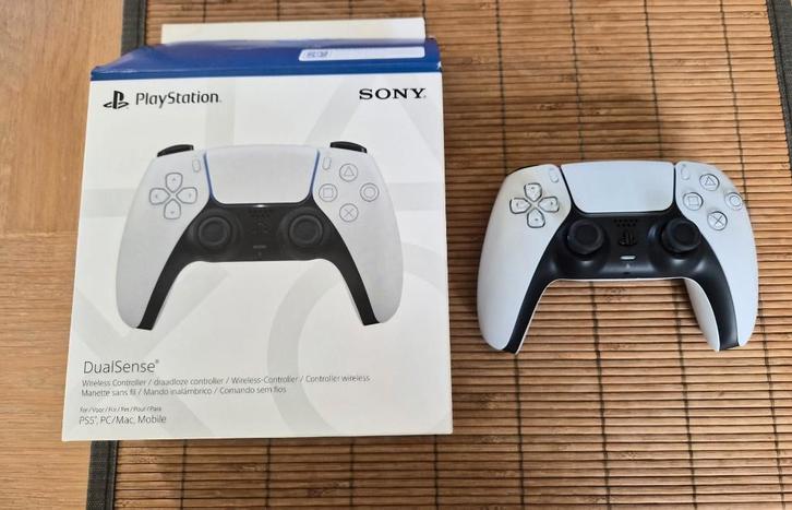 Sony DualSence Controller wit, Games en Spelcomputers, Spelcomputers | Sony Consoles | Accessoires, Zo goed als nieuw, Controller