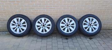 Originele vw velgen met zo goed als nieuwe winterbanden  beschikbaar voor biedingen