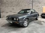 BMW 3 Serie 323 BAUR //cabrio///132.000kms! tres belle etat, Autos, Cuir, Argent ou Gris, Achat, 110 kW