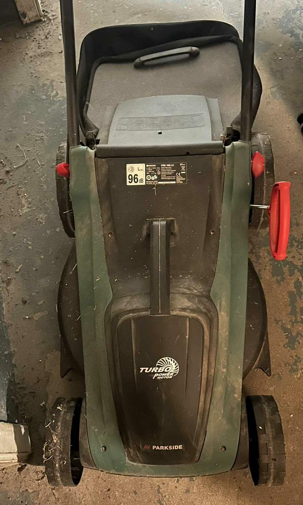 Lot d’Appareil de jardinage, Jardin & Terrasse, Tondeuses à gazon, Utilisé, Enlèvement