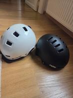 2 casques velo (b-Twin + Lazer), Ophalen, Zo goed als nieuw