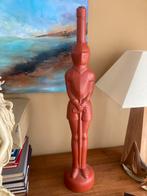 Statue d'armure médiévale en verre, Enlèvement