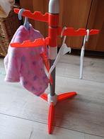 Kledingrekje voor poppen met unicornpakje, Ophalen of Verzenden