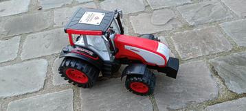 Speelgoed-tractor beschikbaar voor biedingen