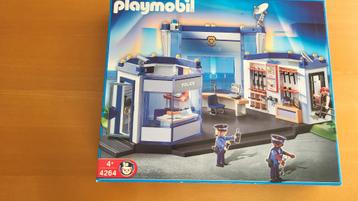playmobil politiebureau 4264  €25 beschikbaar voor biedingen