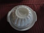 Tupperware Moule à charlotte et pudding, Maison & Meubles, Cuisine| Tupperware, Enlèvement, Neuf, Blanc