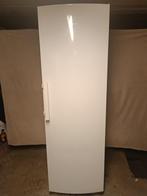 frigo, Classe énergétique A ou plus économe, 160 cm ou plus, Sans bac à congélation, Enlèvement