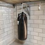 Bokszak + stevige muurbeugel, Ophalen, Zo goed als nieuw, Bokszak