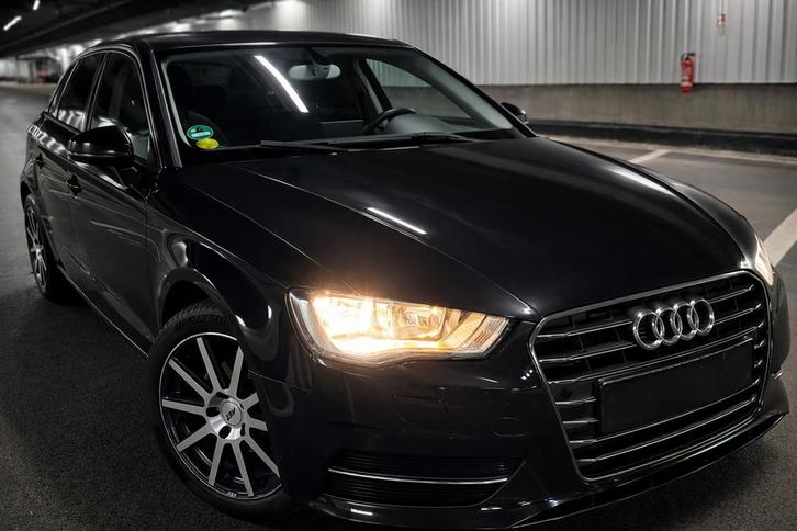 Audi A3 sportbcak 1.6 TDI 140.000km Euro5b, Auto's, Audi, Particulier, A3, ABS, Adaptieve lichten, Airbags, Airconditioning, Alarm