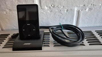IPOD AVEC STATION DE RECHARGE, CÂBLE Bose, Télécoms, Enlèvement, Comme neuf