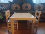 Table. deux chaises gulliver ikea. Enfants. Blanc, Kinderen en Baby's, Ophalen, Zo goed als nieuw, Stoel(en)