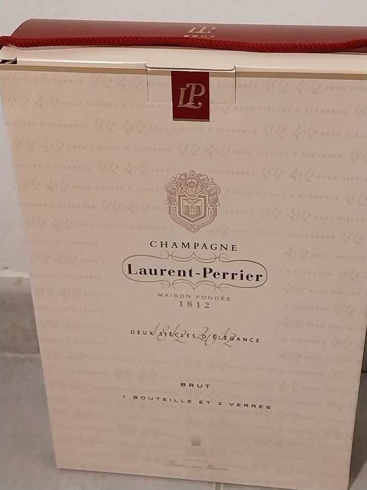 Jubileumset Laurent-Perrier Champagne 1812-2012 en 3 flessen, Verzamelen, Wijnen, Zo goed als nieuw, Champagne, Ophalen