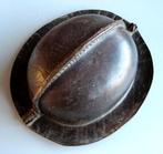 CASQUE MINEUR EN CUIR BOUILLI, Antiquités & Art, Antiquités | Bronze & Cuivre, Enlèvement ou Envoi