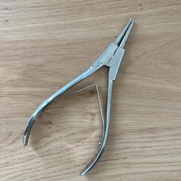 Large Ring Opener beschikbaar voor biedingen