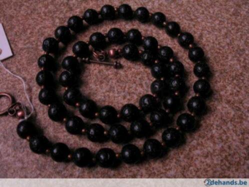 Ketting met lava parels: 6 mm, Handtassen en Accessoires, Kettingen, Nieuw, Steen of Mineraal, Zwart, Ophalen of Verzenden