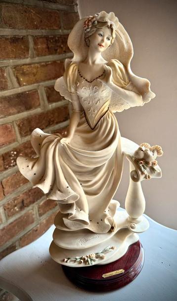 Giuseppe Armani , Bride with doves  beschikbaar voor biedingen