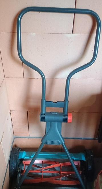 GARDENA Kooimesmaaier 400 (maaibreedte 40 cm) beschikbaar voor biedingen
