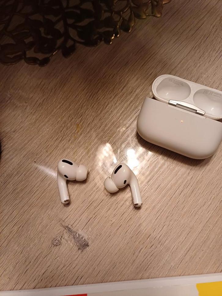 Apple AirPods Pro (1st generation), Audio, Tv en Foto, Hoofdtelefoons, Refurbished, Overige merken, Bluetooth, Ophalen of Verzenden