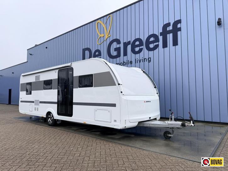 Adria Alpina 663 PT, Caravans en Kamperen, Caravans, Bedrijf, tot en met 6, 1500 - 2000 kg, Adria, Overige typen, 7 tot 8 meter
