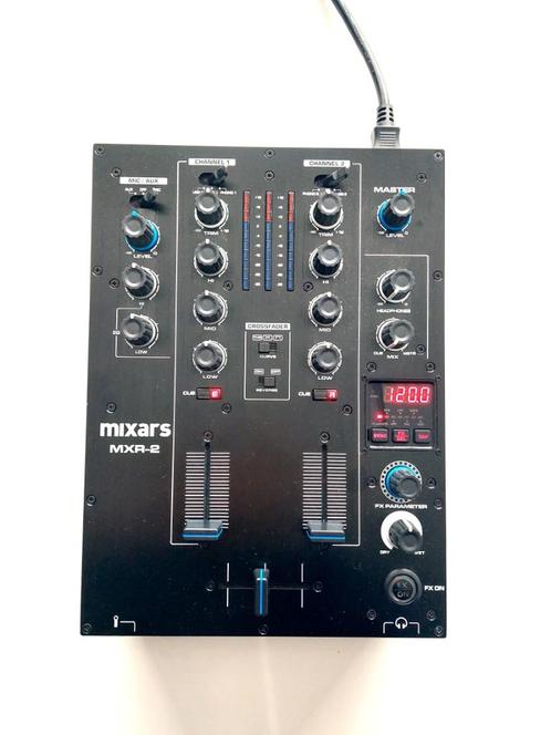 Mixars MXR2 mengpaneel ingebouwde geluidskaart NIEUWSTAAT, Musique & Instruments, Tables de mixage, Comme neuf, Moins de 5 canaux