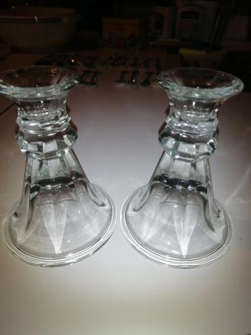 2 bougeoirs (verre)