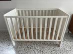 Quax mila - babybed wit - goede staat - verstelbaar, Kinderen en Baby's, Kinderkamer | Bedden, Ophalen, Zo goed als nieuw