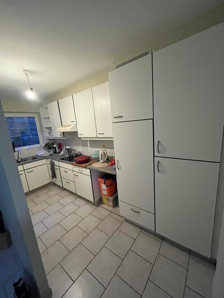 Cuisine complete + electromenager a vendre 500€ à discuter, Maison & Meubles, Cuisine | Cuisines complètes, Enlèvement, Utilisé