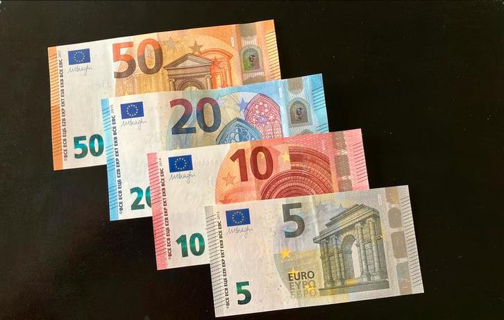 Setje - Mario Draghi - mooie kwaliteit, Postzegels en Munten, Bankbiljetten | Europa | Eurobiljetten, Setje, Ophalen of Verzenden