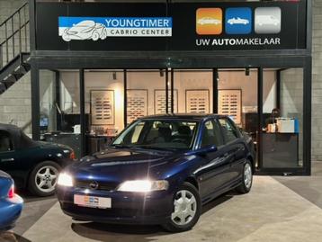 Opel Vectra 1.6i 16v automaat | Airco | Trekhaak | Gekeurd beschikbaar voor biedingen