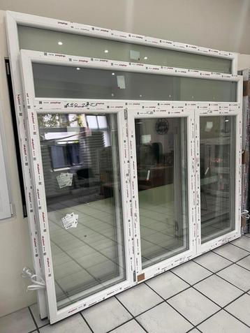 Portes PVC en STOCK moins chers beschikbaar voor biedingen