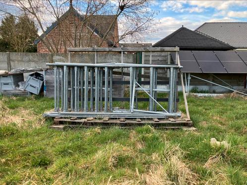 Zeer grote adria steiger 44 kaders 28 vloeren 50 kruisen, Doe-het-zelf en Bouw, Steigers, Ophalen