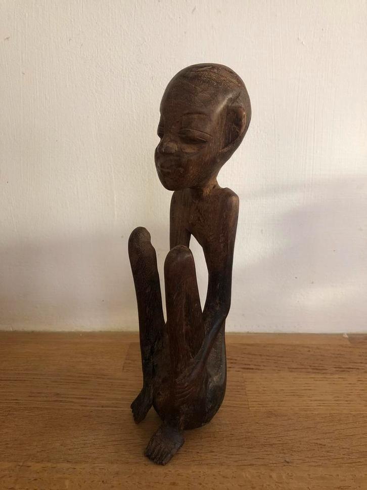 ANTIEK HOUTEN BEELDJE HOUTSNIJWERK RUANDA, Antiek en Kunst, Kunst | Beelden en Houtsnijwerken, Ophalen of Verzenden