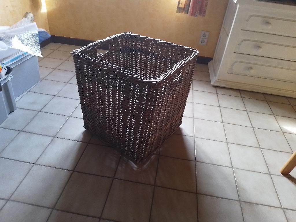 rieten mand, Huis en Inrichting, Ophalen, Mand