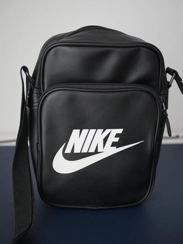 Nike Sac à bandoulière (4L)