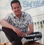 834 - STEF EKKEL - SAMEN UIT, SAMEN THUIS - NIEUW, Cd's en Dvd's, Cd's | Nederlandstalig, Verzenden, Nieuw in verpakking, Levenslied of Smartlap
