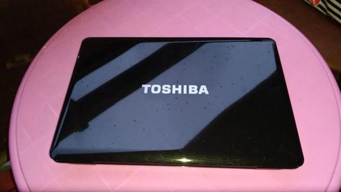 TOSHIBA 17" LAPTOP, Computers en Software, Windows Laptops, Zo goed als nieuw, 17 inch of meer, HDD, Azerty, Met videokaart, Ophalen