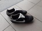 Voetbalschoenen, Ophalen, Zo goed als nieuw, Schoenen