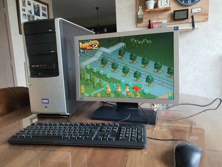 Gaming desktop win7, Computers en Software, Vintage Computers, Ophalen