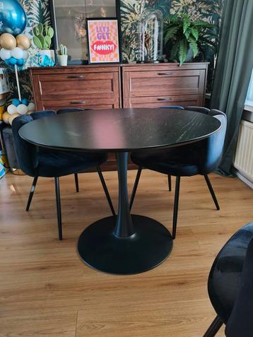 Jysk tafel rond 100 cm  beschikbaar voor biedingen