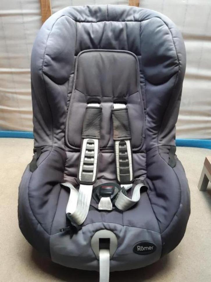Autostoel King TS Plus Römer voor kinderen van 9 t/m 18 kg, Kinderen en Baby's, Autostoeltjes, Gebruikt, Romer, 9 t/m 18 kg, Autogordel