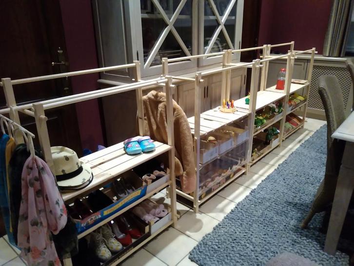 Houten speelgoedwinkel/marktkraam met toebehoren, Kinderen en Baby's, Speelgoed | Houten speelgoed, Zo goed als nieuw, Ophalen