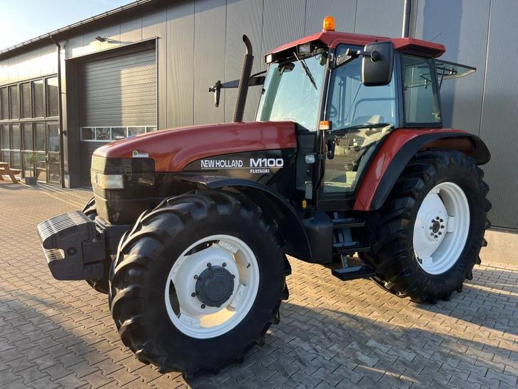 Tractor New Holland M100, Zakelijke goederen, Landbouw | Tractoren, 5000 tot 7500, New Holland, 80 tot 120 Pk, Gebruikt, Ophalen