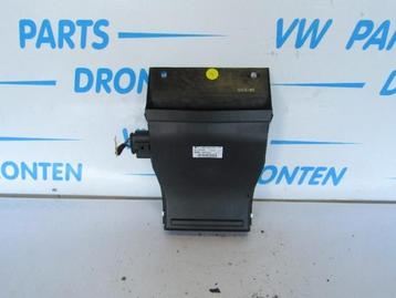 Kachel Verwarmingselement van een Audi A8 beschikbaar voor biedingen