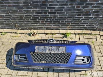 Mazda 5 2005 - 2009 voorbumper nette staat met grille €100 beschikbaar voor biedingen