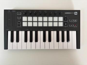Novation Launchkey Mini MK3 – MIDI Keyboard Controller beschikbaar voor biedingen