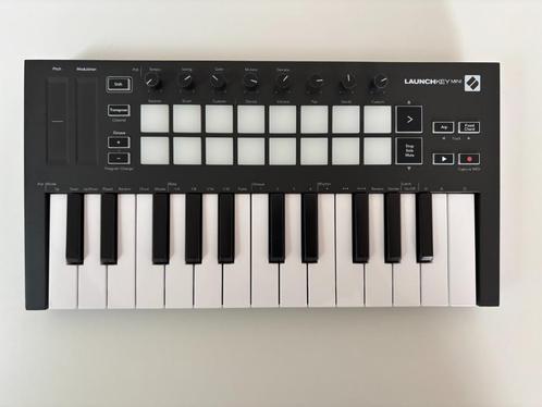 Novation Launchkey Mini MK3 – MIDI Keyboard Controller, Muziek en Instrumenten, Midi-apparatuur, Gebruikt, Ophalen of Verzenden