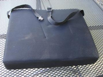 COUSSIN POUR CHAISE ROULANTE NEUF beschikbaar voor biedingen