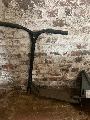 Trotinette Ethic freestyle beschikbaar voor biedingen