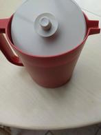 Schenkkan tupperware, Huis en Inrichting, Ophalen, Zo goed als nieuw, Rood
