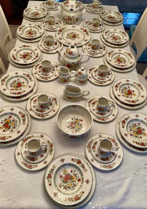 Villeroy Boch  Summerday  67 pièces 12 personnes, Antiek en Kunst, Antiek | Servies compleet, Ophalen